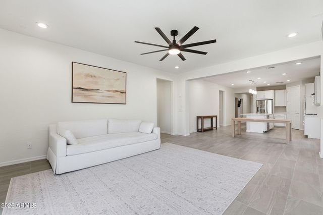 1536 W FLINTLOCK Drive, San Tan Valley, AZ 85144