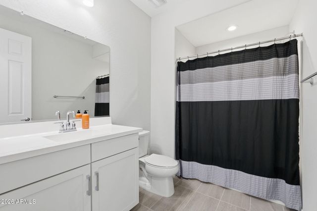 1536 W FLINTLOCK Drive, San Tan Valley, AZ 85144