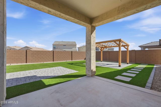 1536 W FLINTLOCK Drive, San Tan Valley, AZ 85144