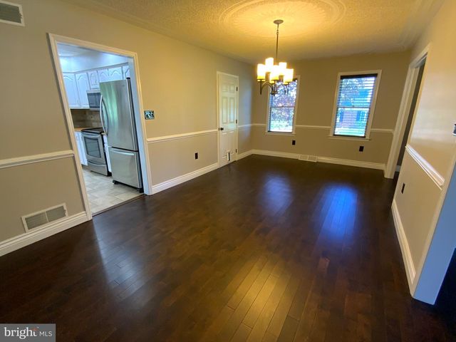 1931 OBERLIN RD, Harrisburg, PA 17111