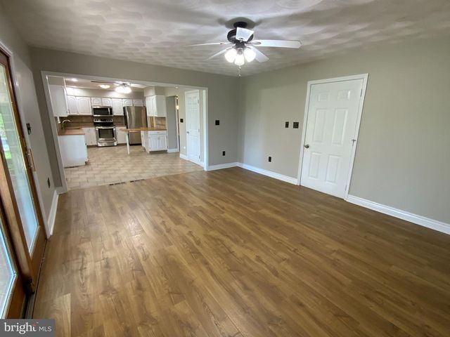 1931 OBERLIN RD, Harrisburg, PA 17111