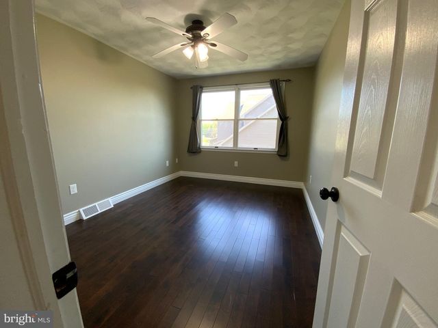 1931 OBERLIN RD, Harrisburg, PA 17111