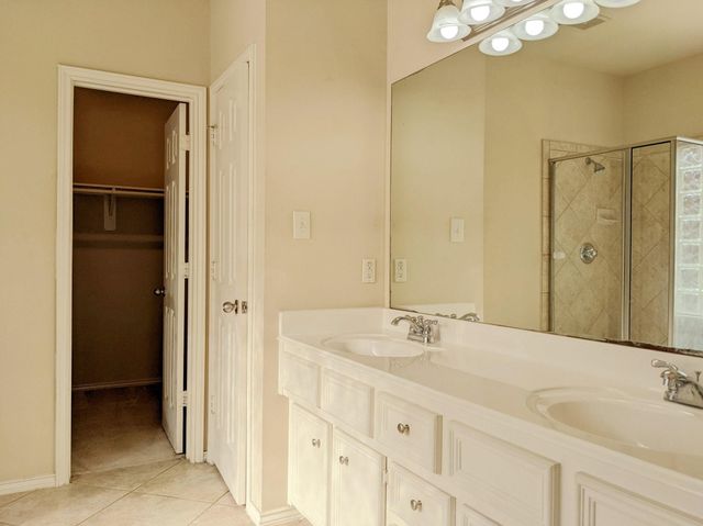 13610 Orchard Wind Lane, Pearland, TX 77584