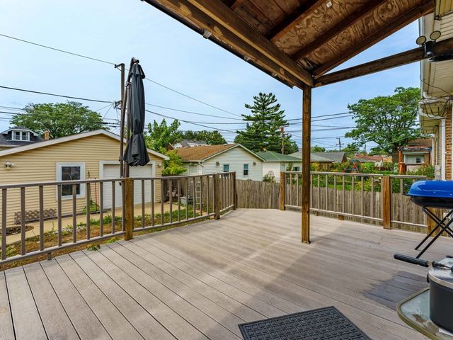 3614 Wesley Avenue, Berwyn, IL 60402