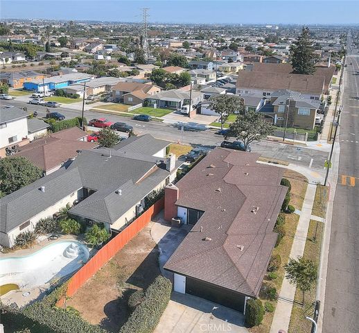 1345 W 124th, Los Angeles, CA 90044