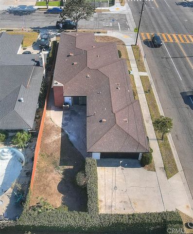 1345 W 124th, Los Angeles, CA 90044