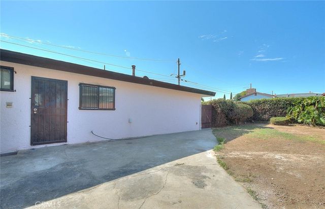 1345 W 124th, Los Angeles, CA 90044