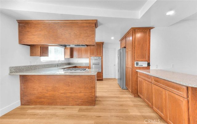1345 W 124th, Los Angeles, CA 90044