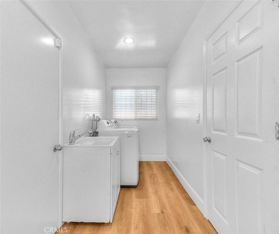 1345 W 124th, Los Angeles, CA 90044