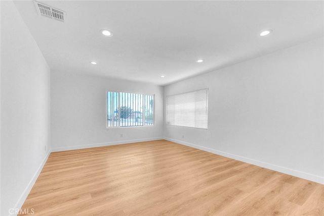 1345 W 124th, Los Angeles, CA 90044