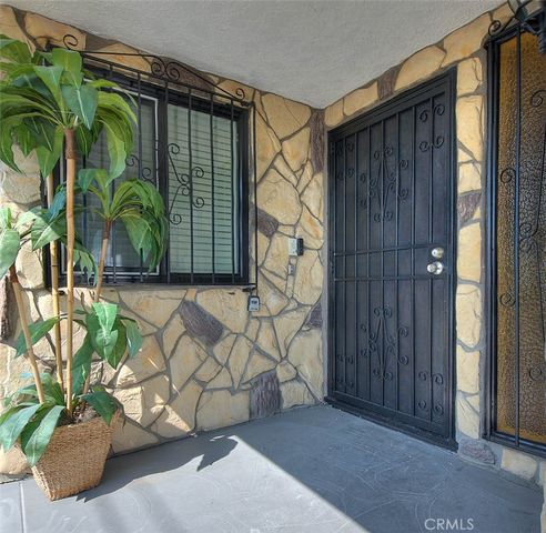 1345 W 124th, Los Angeles, CA 90044