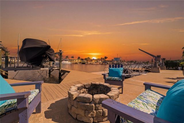 5424 PILOTS PLACE, New Port Richey, FL 34652