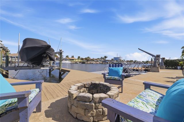 5424 PILOTS PLACE, New Port Richey, FL 34652