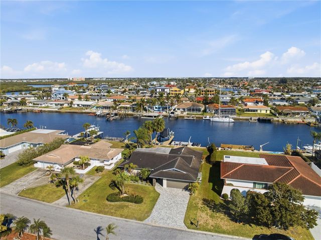 5424 PILOTS PLACE, New Port Richey, FL 34652