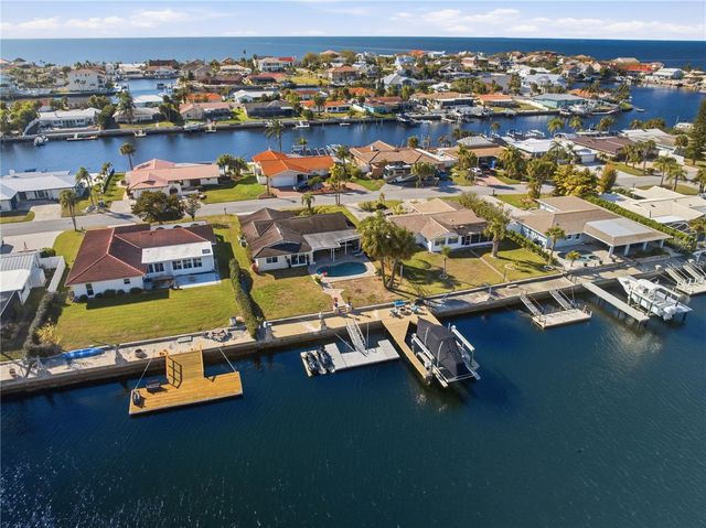 5424 PILOTS PLACE, New Port Richey, FL 34652