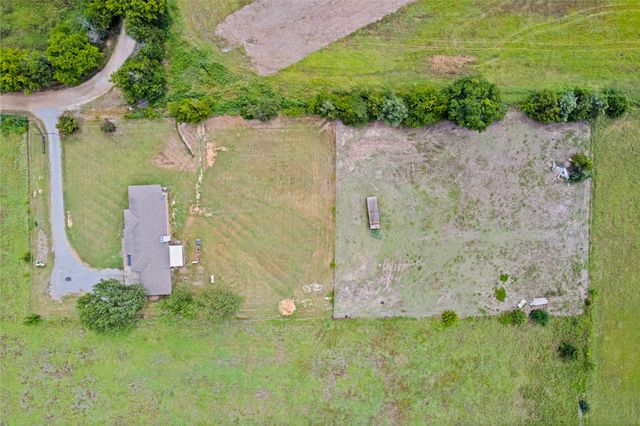1343 CR 2230, Ivanhoe, TX 75447