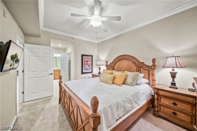 9715 Acqua CT 136, Naples, FL 34113