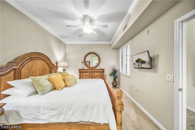 9715 Acqua CT 136, Naples, FL 34113