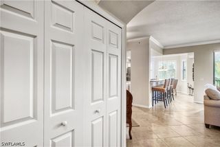 9715 Acqua CT 136, Naples, FL 34113