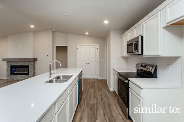 9930 Watermeadow Circle, Johnston, IA 50131