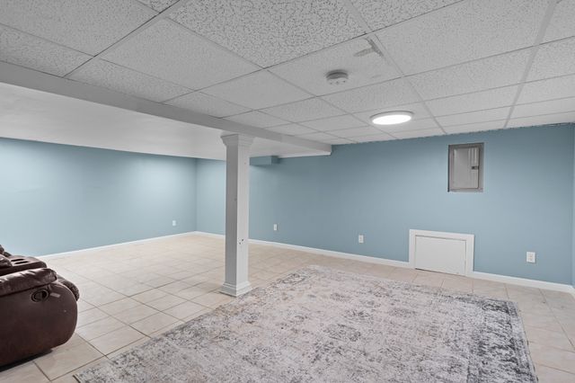 1727 Mondamin Avenue, Des Moines, IA 50314