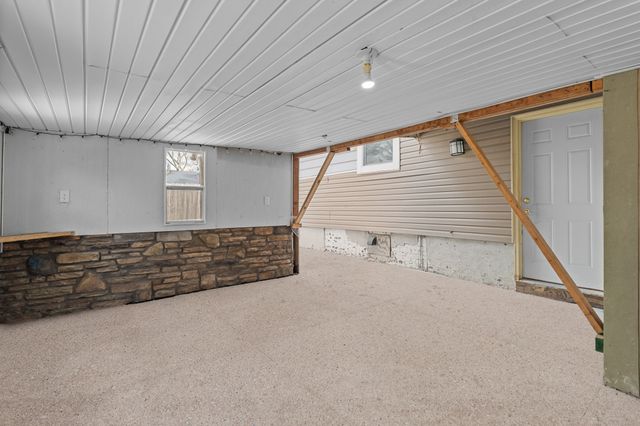 1727 Mondamin Avenue, Des Moines, IA 50314