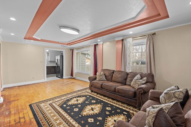 1727 Mondamin Avenue, Des Moines, IA 50314