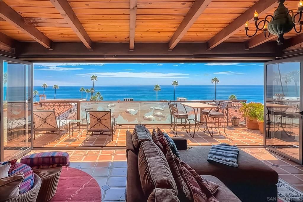 Image 2 of property listing at 82 Pelicanos Oeste, CA 99999