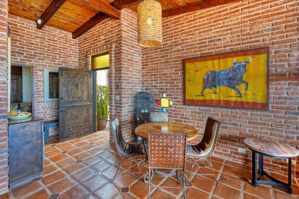 Image 9 of property listing at 82 Pelicanos Oeste, CA 99999