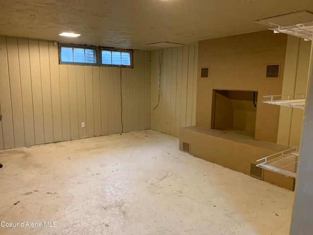 52 Park Circle, Kellogg, ID 83837