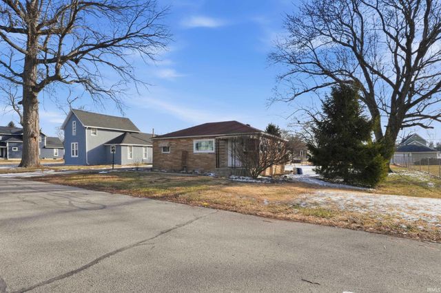 403 S Johnson Street, Garrett, IN 46738