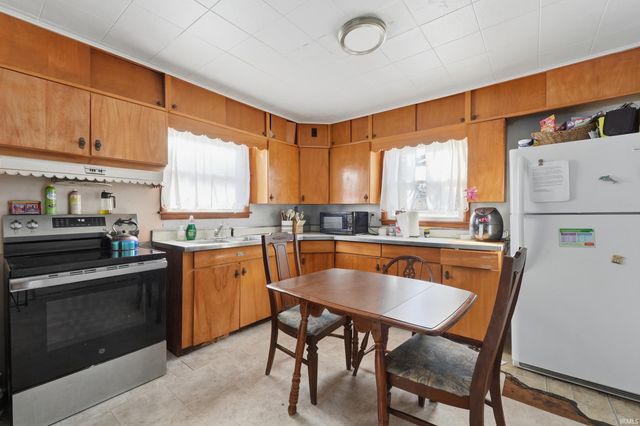 403 S Johnson Street, Garrett, IN 46738