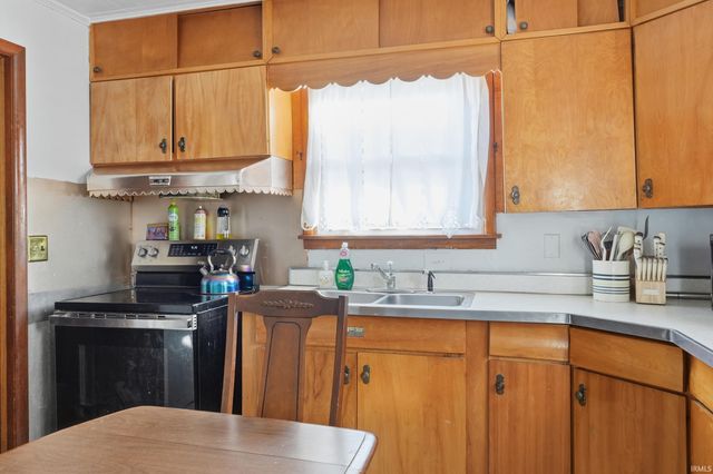 403 S Johnson Street, Garrett, IN 46738