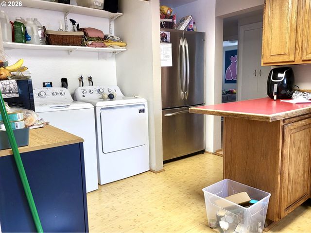 7025 Se NEHALEM St, Portland, OR 97206