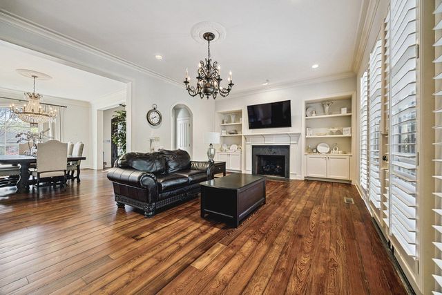 6828 OLD BRIDGE LN, Germantown, TN 38138