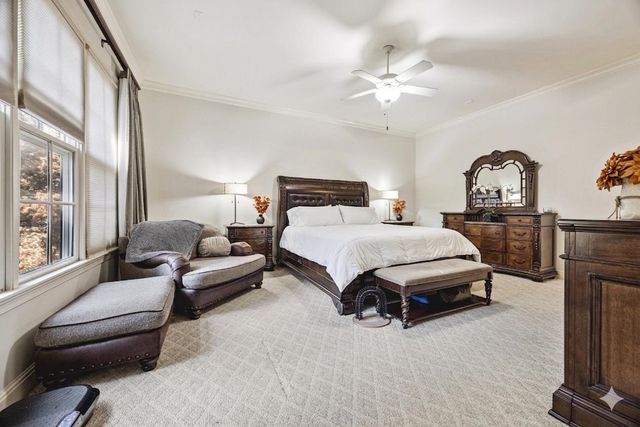 6828 OLD BRIDGE LN, Germantown, TN 38138