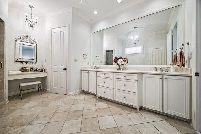 6828 OLD BRIDGE LN, Germantown, TN 38138