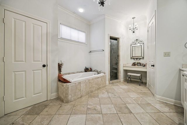 6828 OLD BRIDGE LN, Germantown, TN 38138