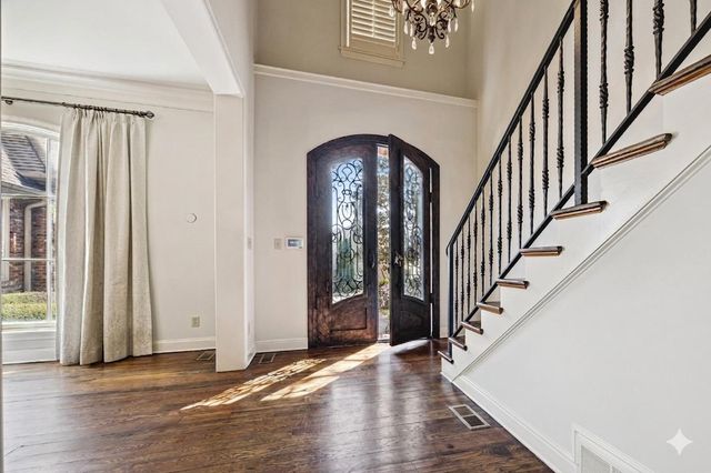 6828 OLD BRIDGE LN, Germantown, TN 38138