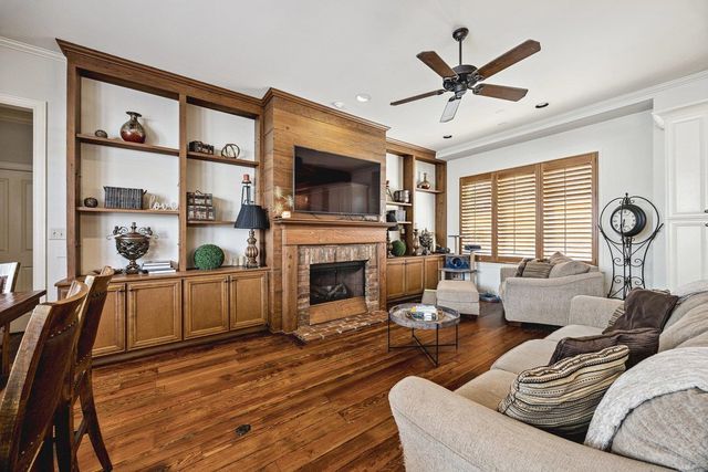 6828 OLD BRIDGE LN, Germantown, TN 38138