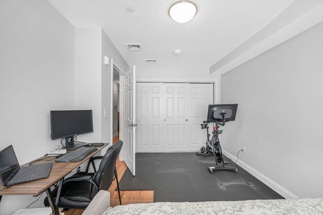 29 Randolph Dr 29, Tewksbury, MA 01876