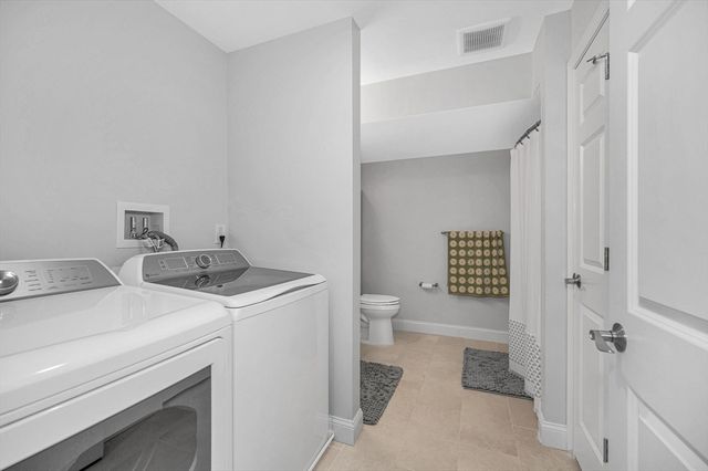 29 Randolph Dr 29, Tewksbury, MA 01876