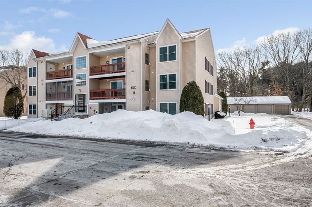 29 Randolph Dr 29, Tewksbury, MA 01876