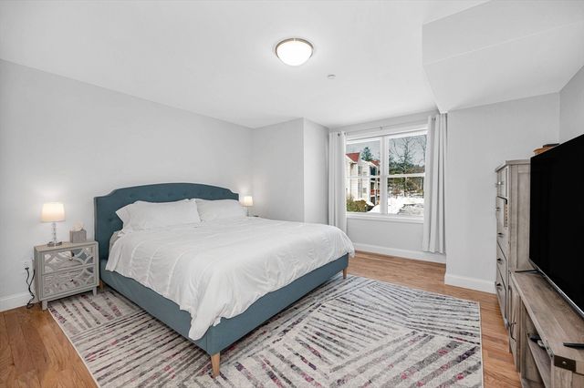 29 Randolph Dr 29, Tewksbury, MA 01876