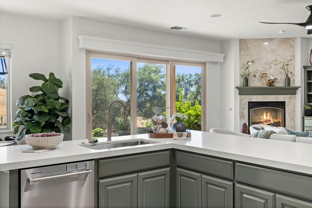 1719 Newcastle Rd, Newcastle, CA 95658