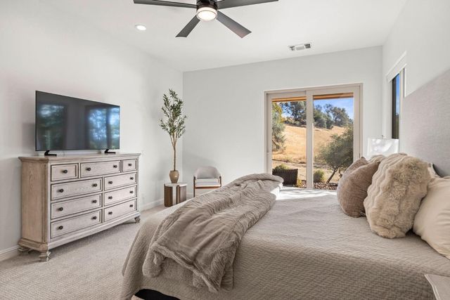 1719 Newcastle Rd, Newcastle, CA 95658