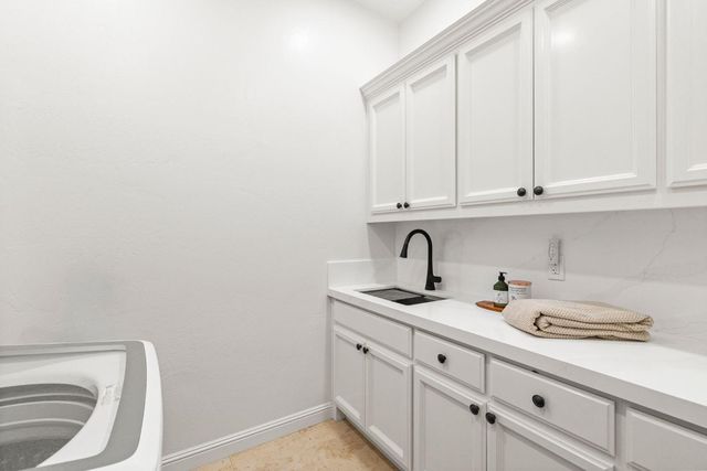 1719 Newcastle Rd, Newcastle, CA 95658