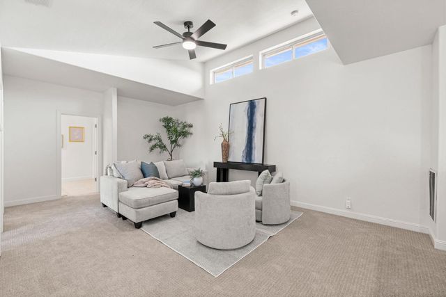 1719 Newcastle Rd, Newcastle, CA 95658