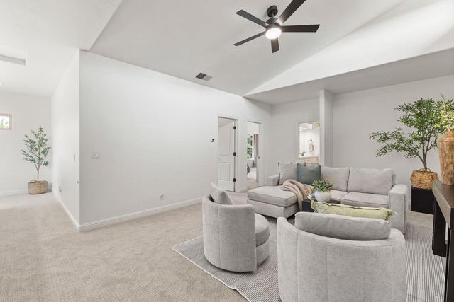 1719 Newcastle Rd, Newcastle, CA 95658