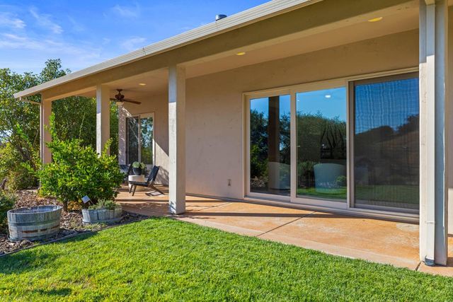 1719 Newcastle Rd, Newcastle, CA 95658